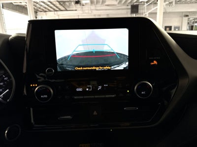 2025 Toyota Highlander LE