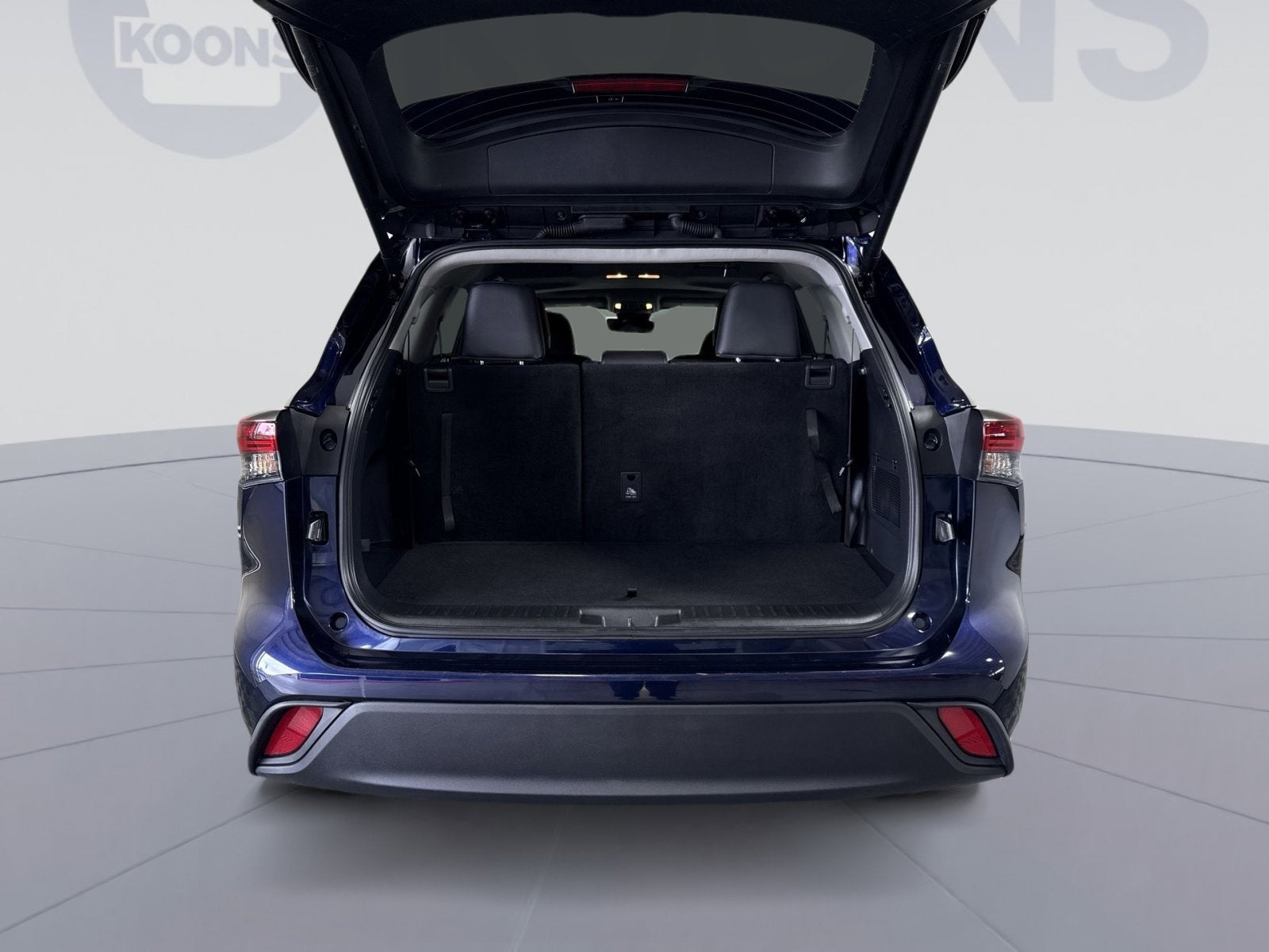 2025 Toyota Highlander LE