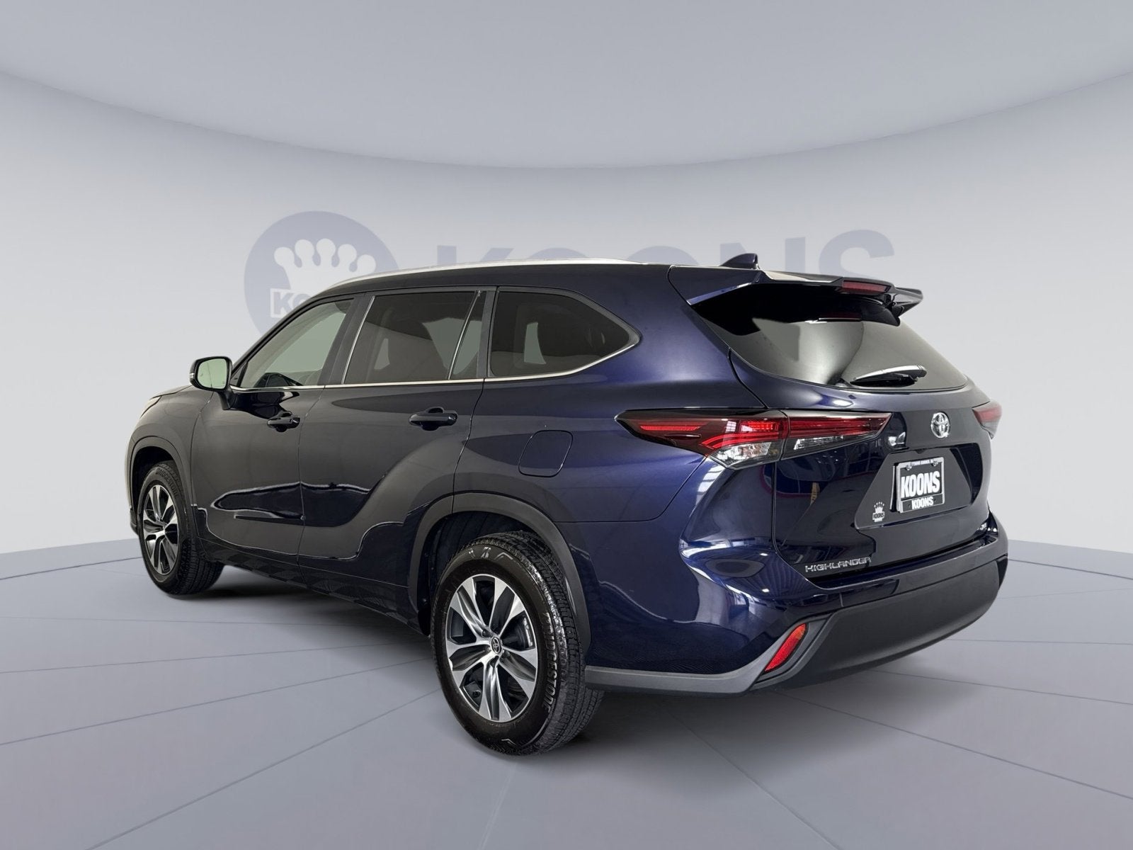 2025 Toyota Highlander LE