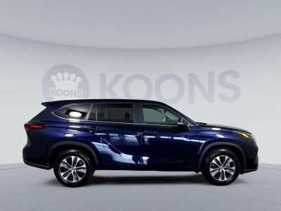 2025 Toyota Highlander LE