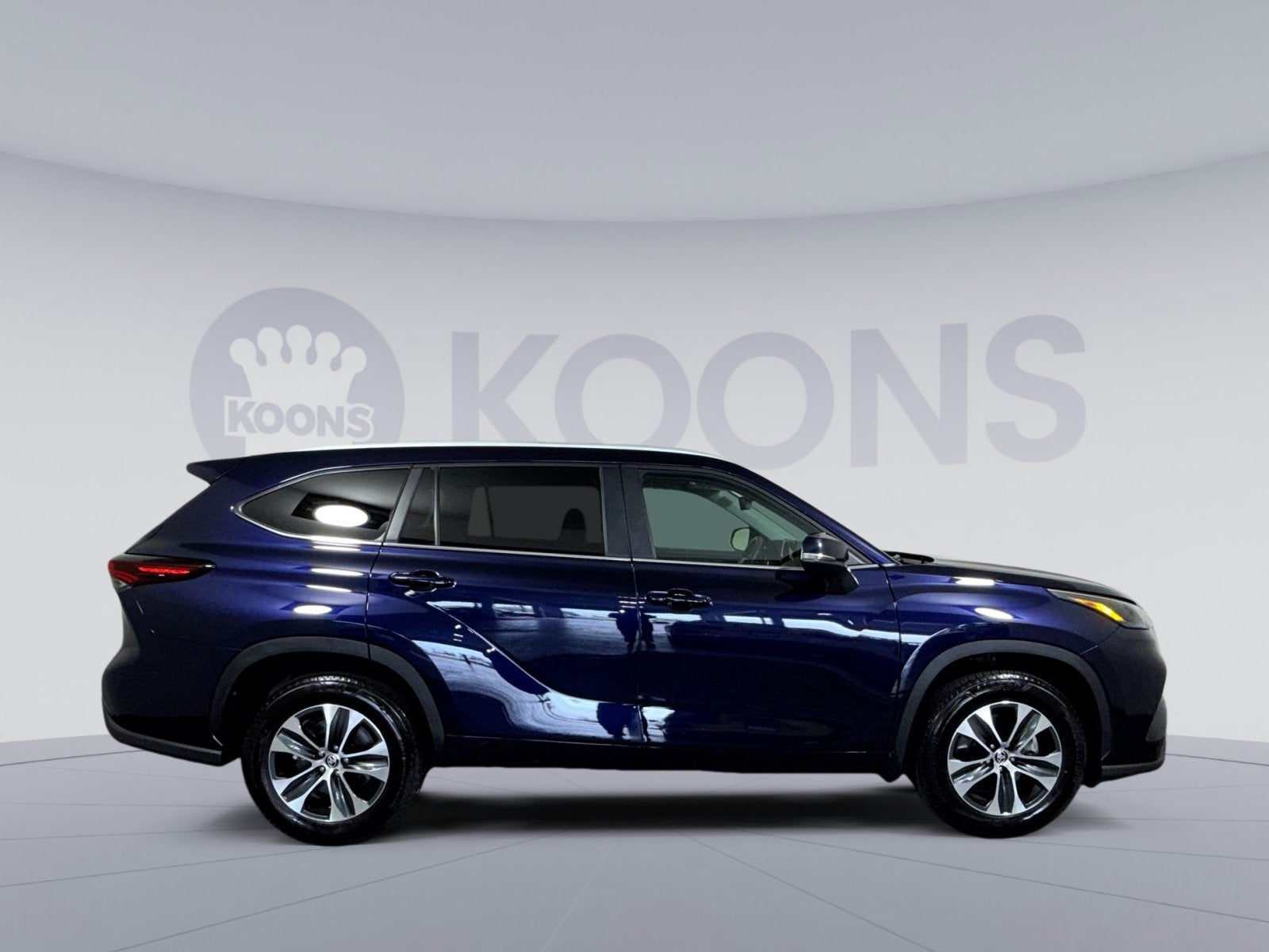 2025 Toyota Highlander LE