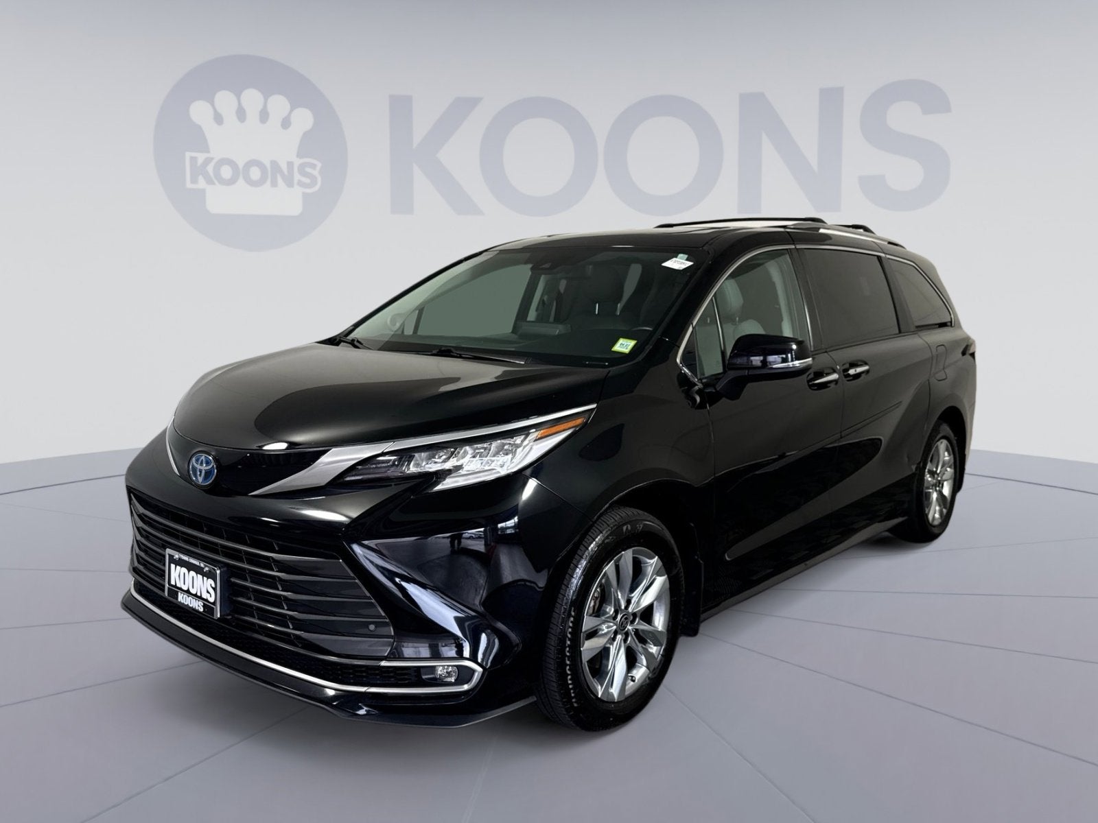 2023 Toyota Sienna Limited