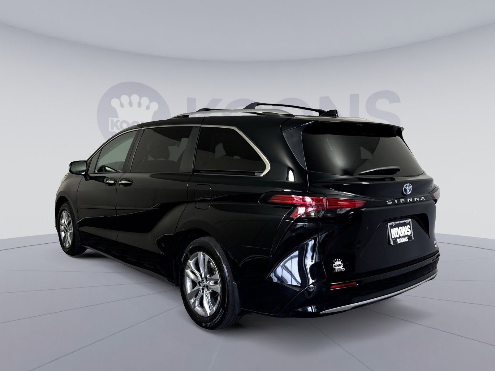 2023 Toyota Sienna Limited