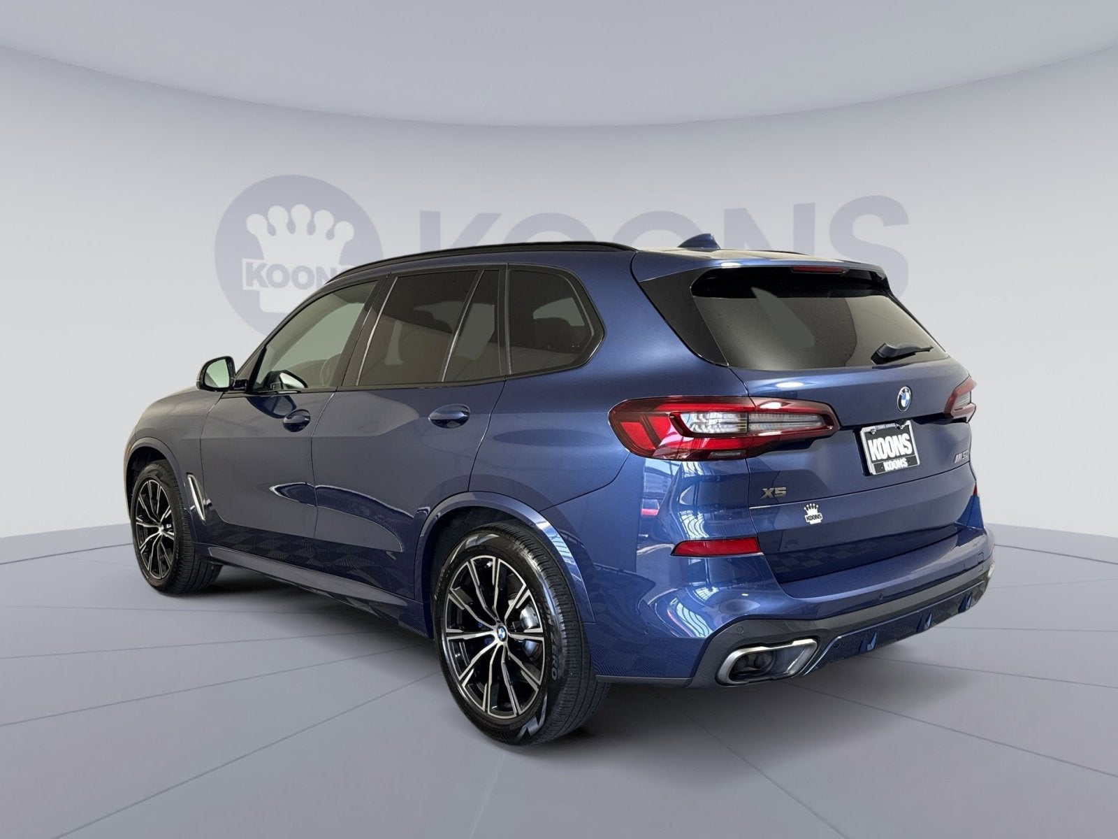 2022 BMW X5 M50i