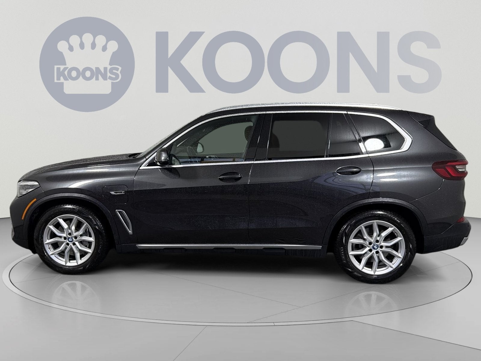 2023 BMW X5 xDrive45e