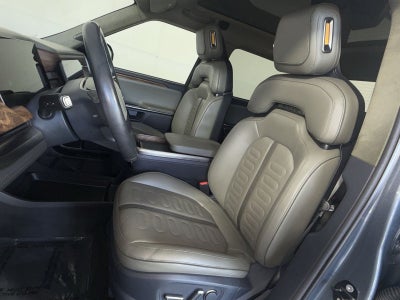 2022 RIVIAN R1T Adventure Package
