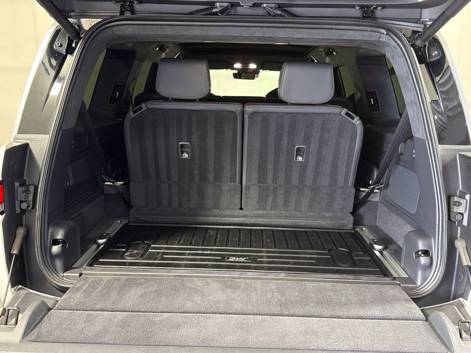 2022 RIVIAN R1S Launch Edition