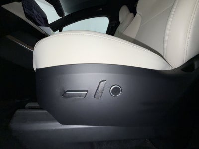 2025 Tesla Model X AWD