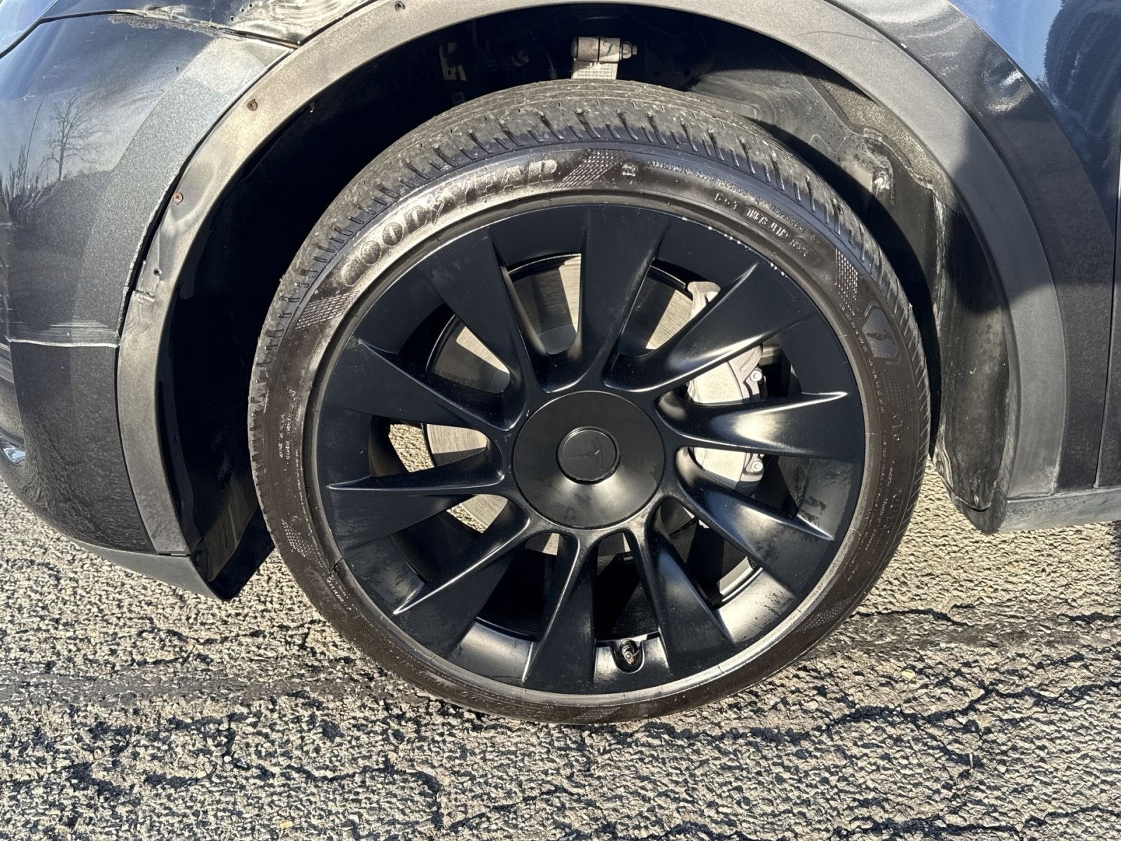 2024 Tesla Model Y Long Range