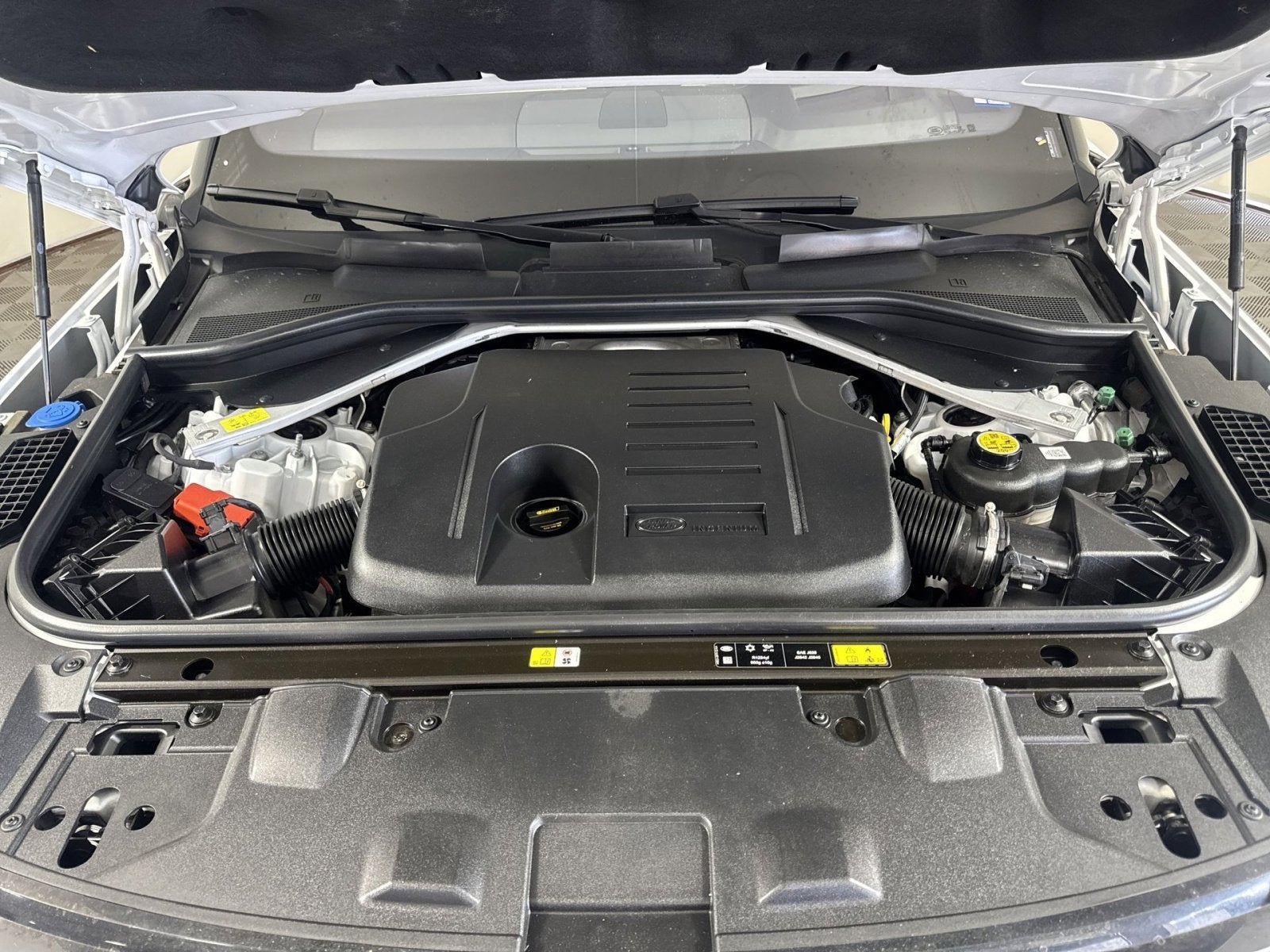 2022 Land Rover Range Rover SE