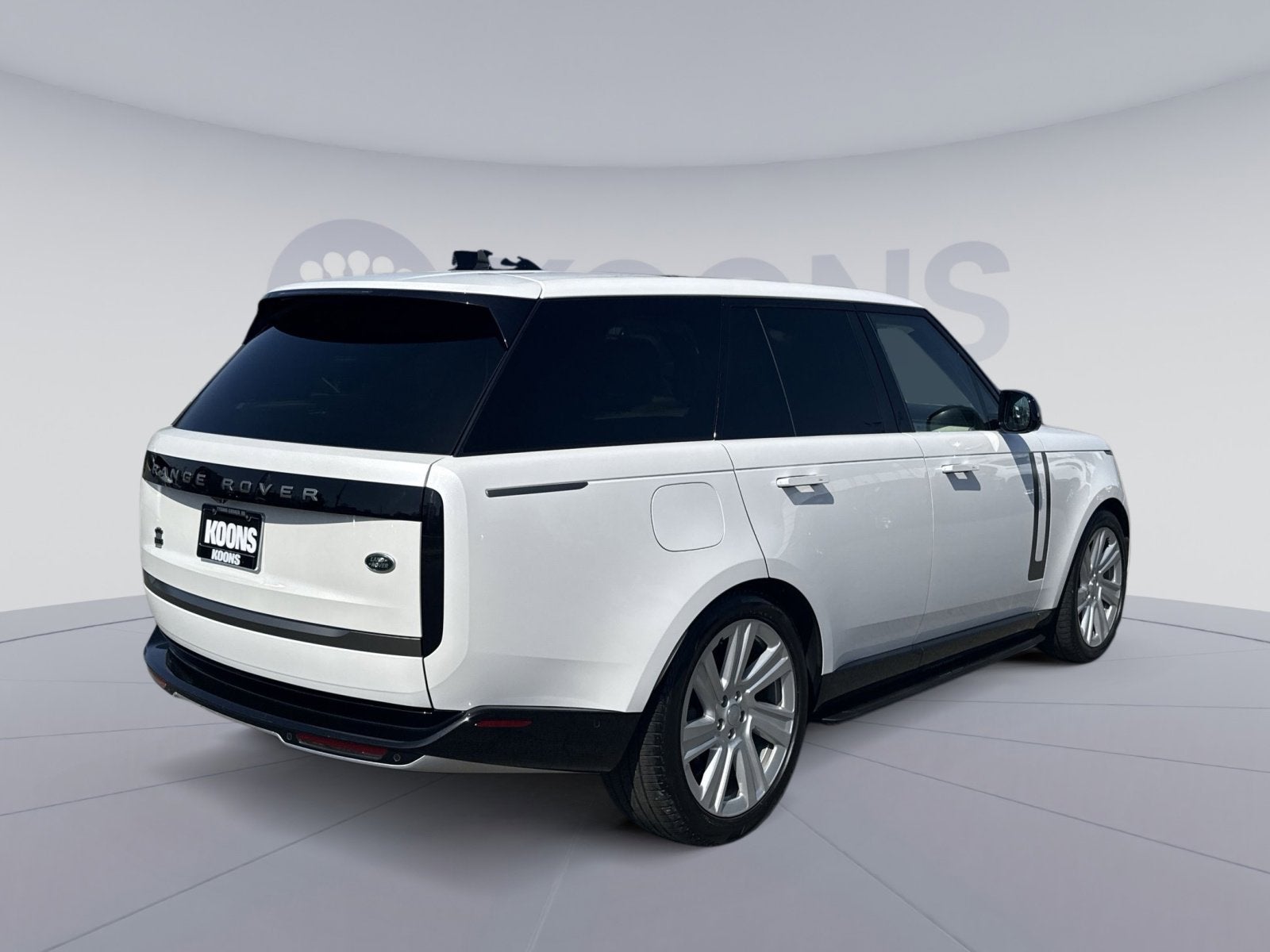 2022 Land Rover Range Rover SE
