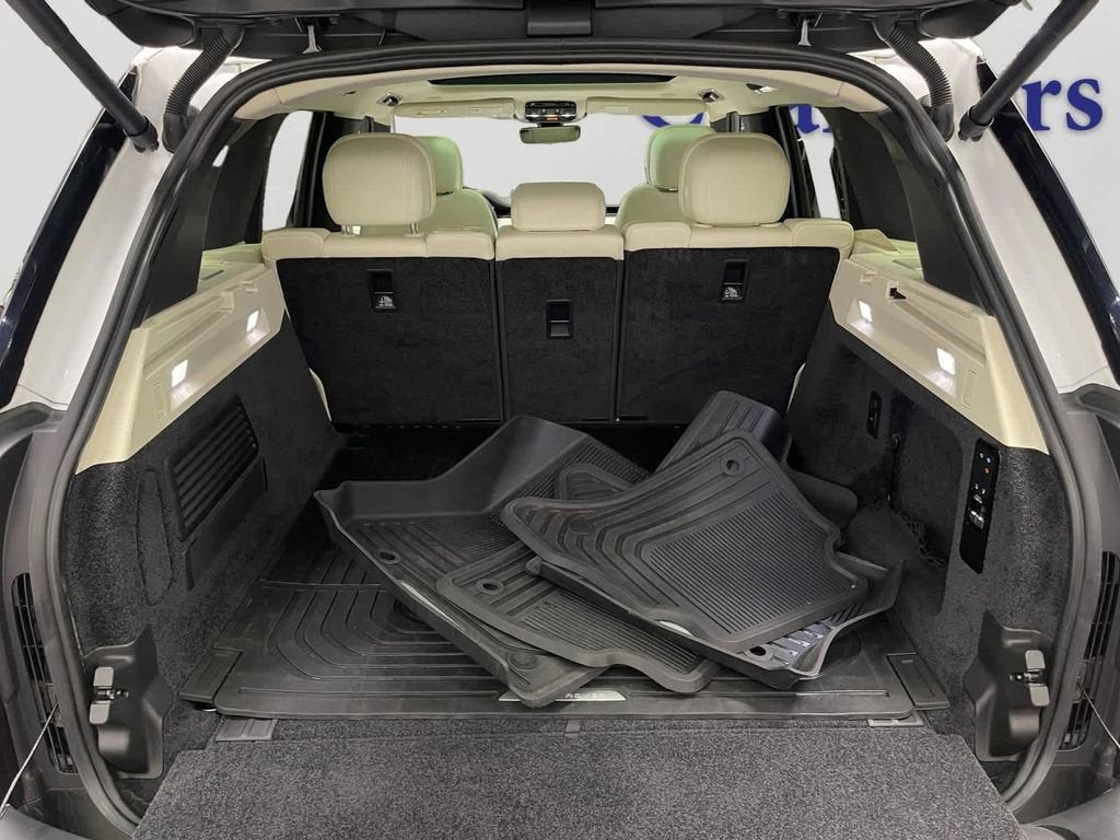 2022 Land Rover Range Rover SE