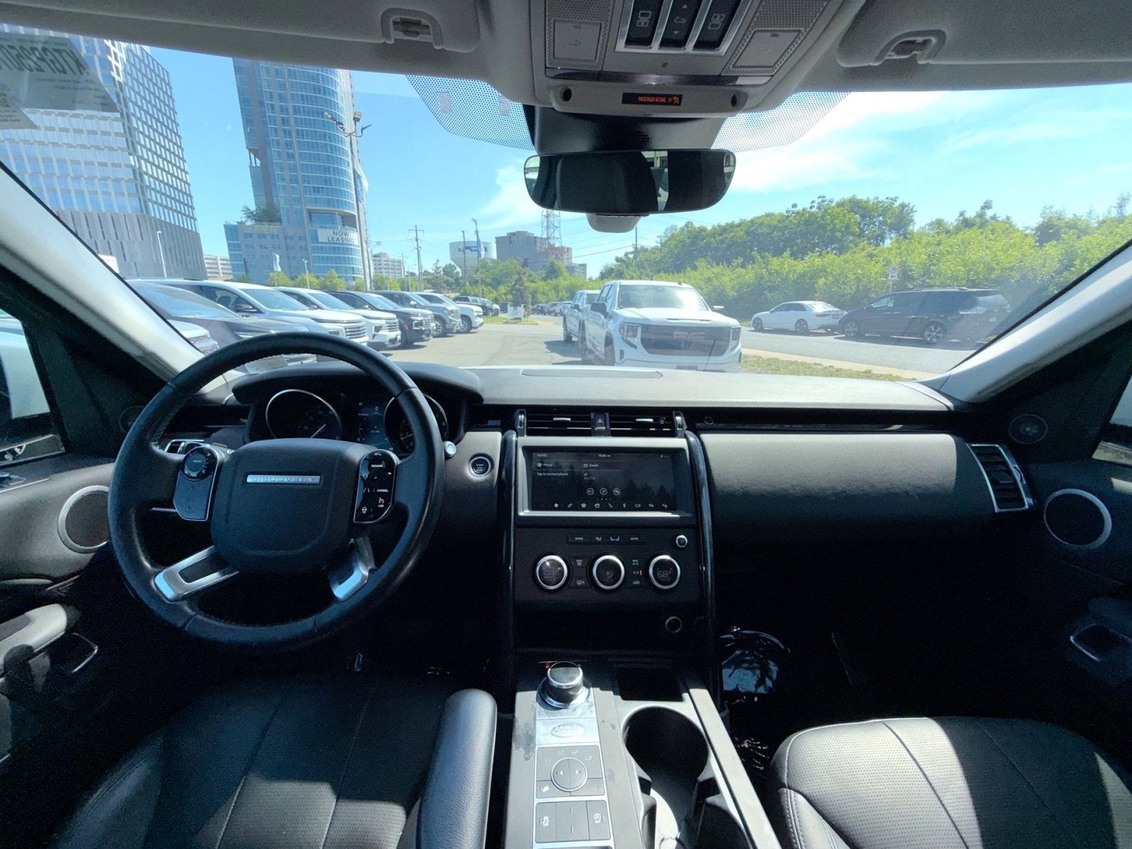 2020 Land Rover Discovery SE