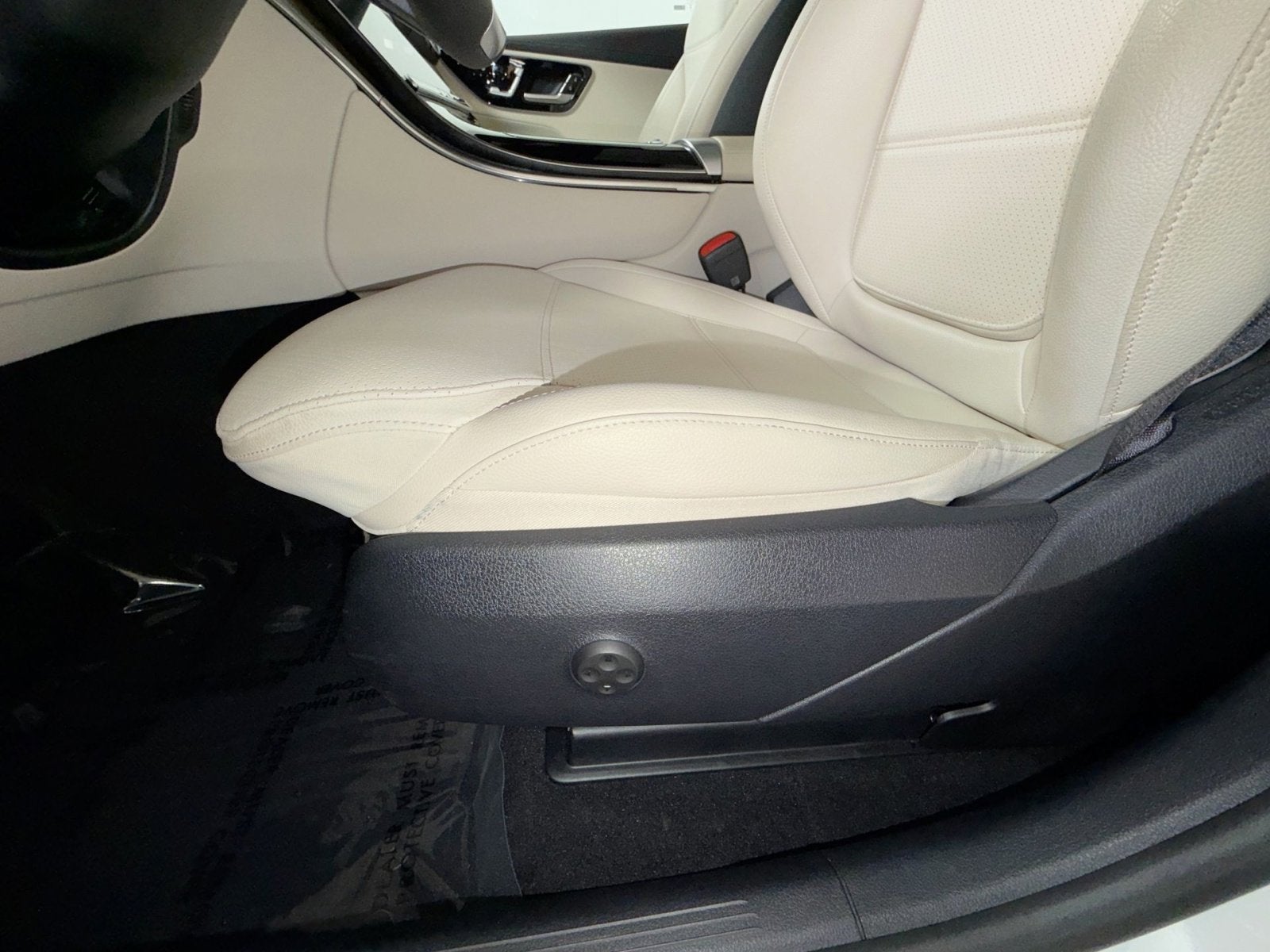 2023 Mercedes-Benz GLC GLC 300