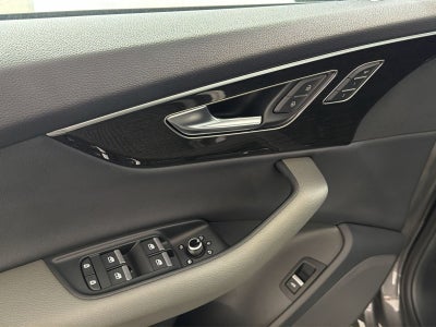 2025 Audi Q7 Premium