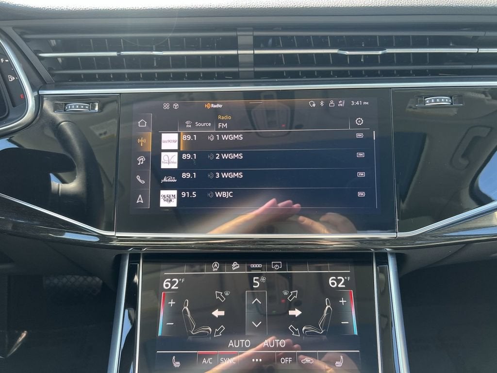 2025 Audi Q7 Premium