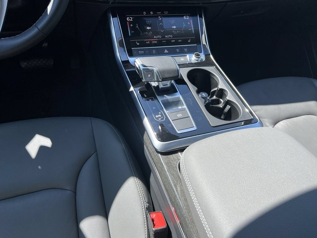 2025 Audi Q7 Premium