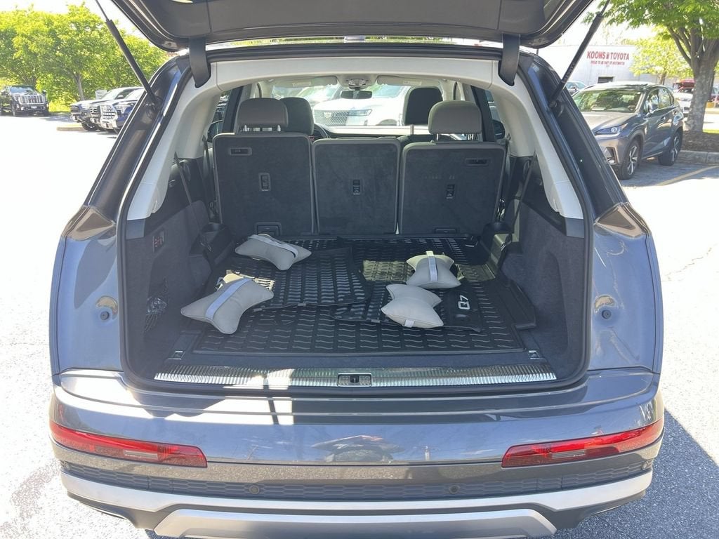 2025 Audi Q7 Premium