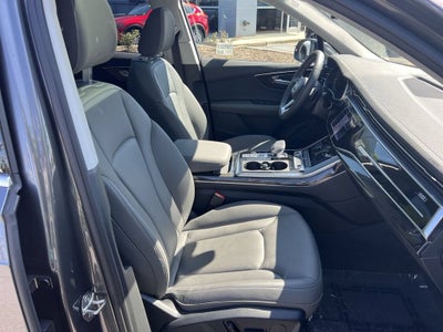 2025 Audi Q7 Premium