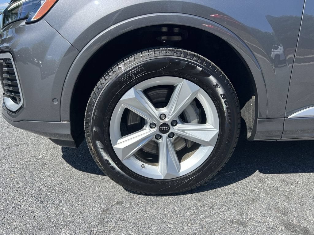 2025 Audi Q7 Premium