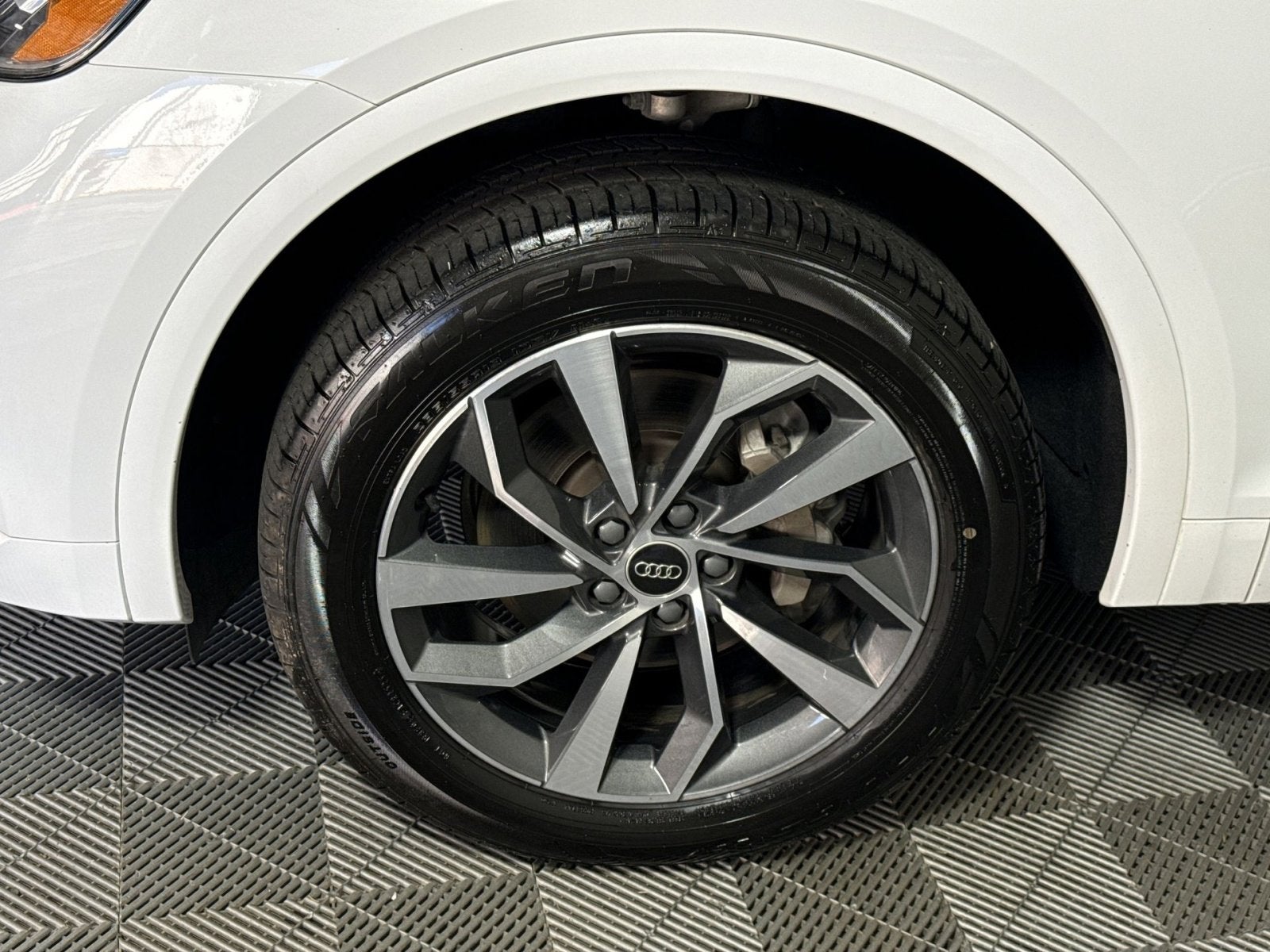 2024 Audi Q5 S line Premium Plus