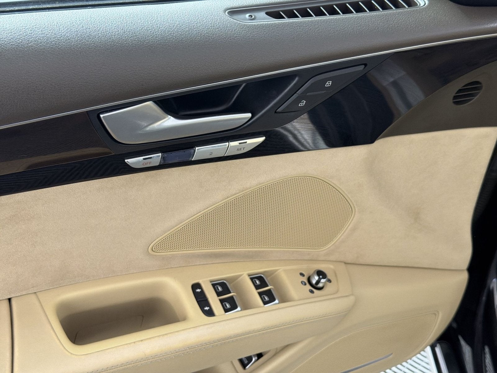 2015 Audi A8 L 4.0T