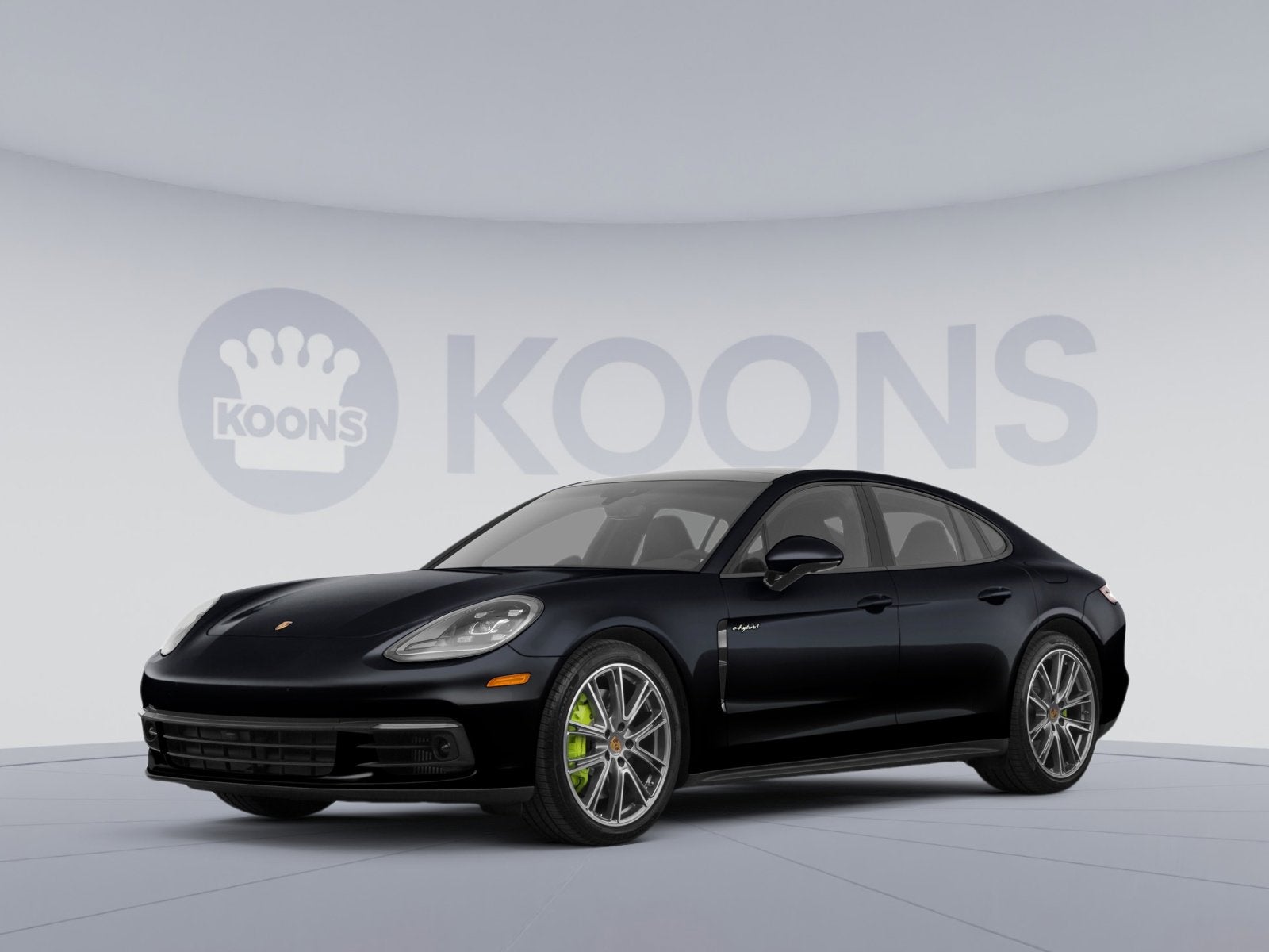 2018 Porsche Panamera -'s photo