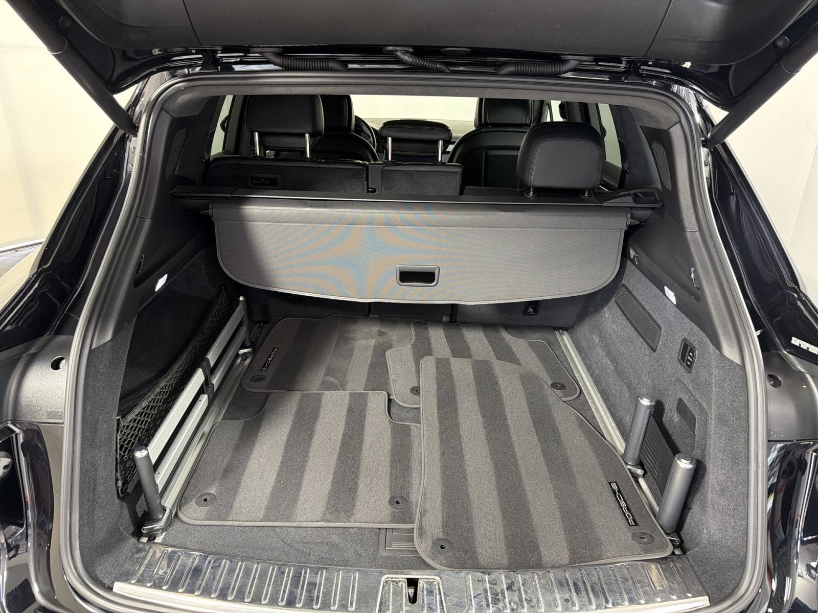 2022 Porsche Cayenne Turbo
