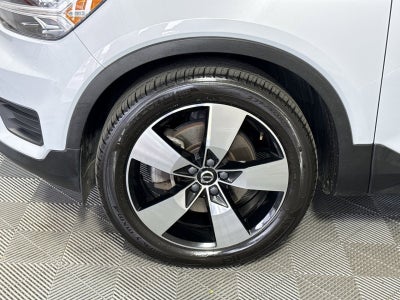 2020 Volvo XC40 Momentum