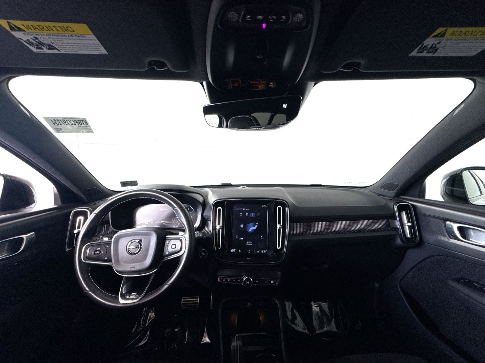 2020 Volvo XC40 R-Design