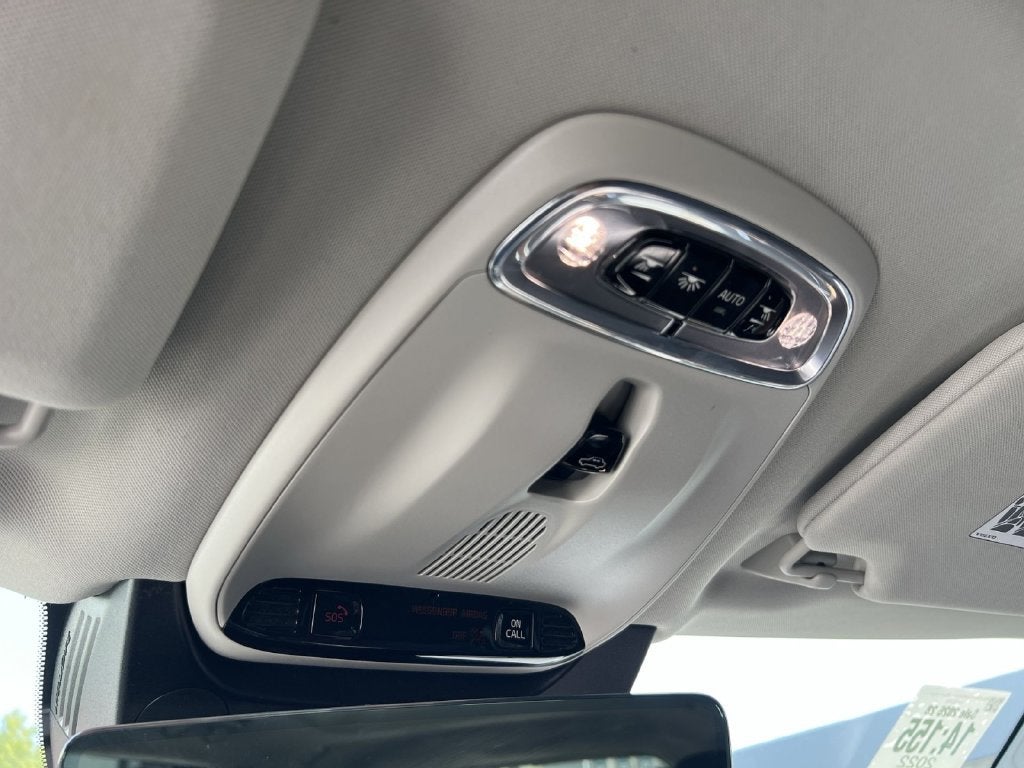 2022 Volvo XC90 Momentum