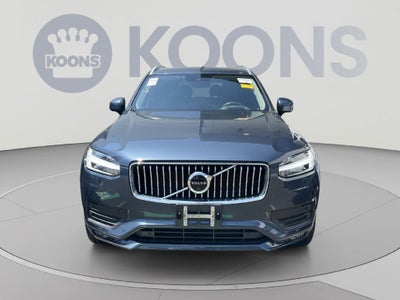 2022 Volvo XC90 Momentum