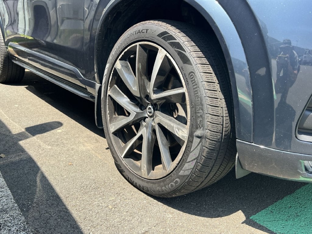 2022 Volvo XC90 Momentum