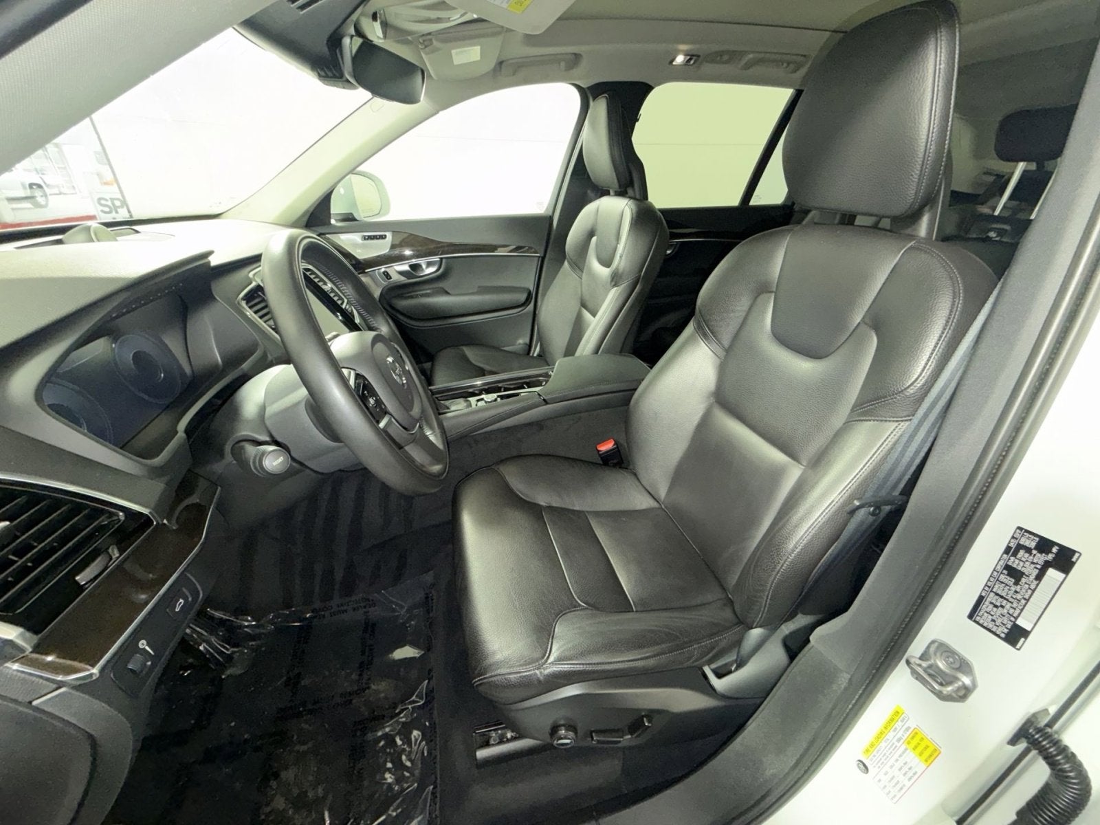 2017 Volvo XC90 Momentum