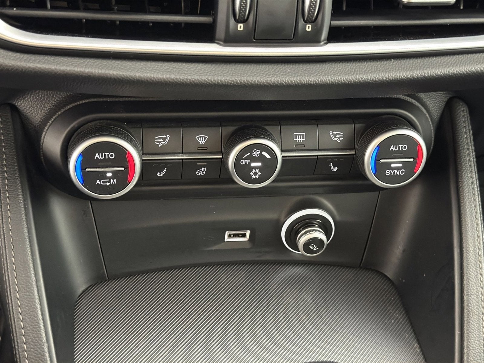 2018 Alfa Romeo Stelvio Ti Sport
